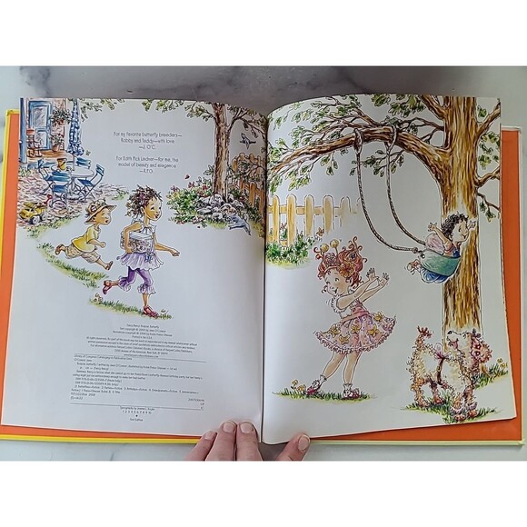 Fancy Nancy Book Set - Picture 2 of 10